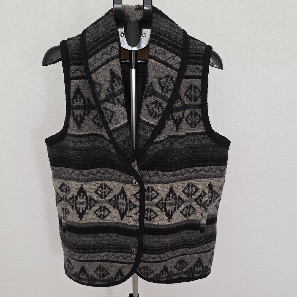 WOOLRICH NAVAHO DESIGN 100% WOOL SIZE M VEST
